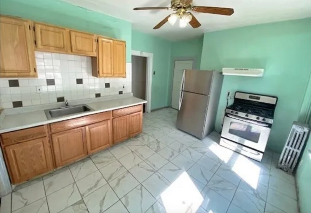 12 Elmhurst St-Unit -1 in Boston, MA - Building Photo