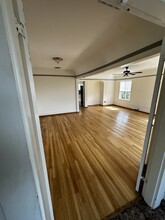 1200 N Hoover St in Los Angeles, CA - Building Photo - Building Photo