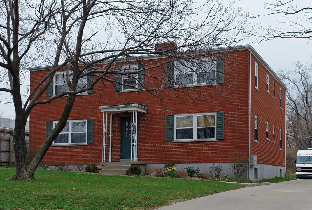 162 Roberta Ave in Florence, KY - Foto de edificio