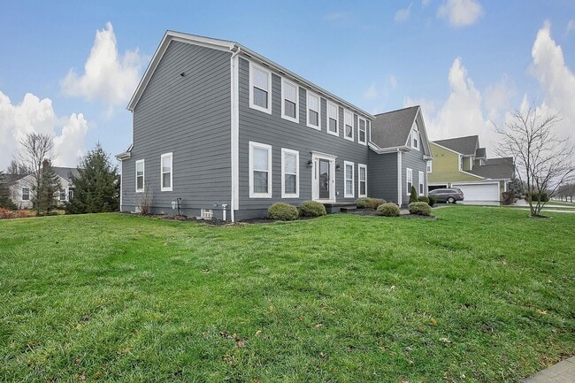 2478 Silver Hill St in Lewis Center, OH - Building Photo - Building Photo