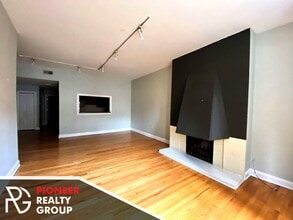 1421 N Dearborn St, Unit 1425-2D in Chicago, IL - Foto de edificio - Building Photo
