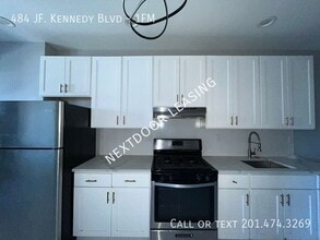 484 John F. Kennedy Blvd in Bayonne, NJ - Building Photo - Building Photo