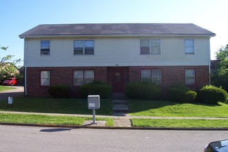 445 Lenney Dr in Lexington, KY - Building Photo - Building Photo