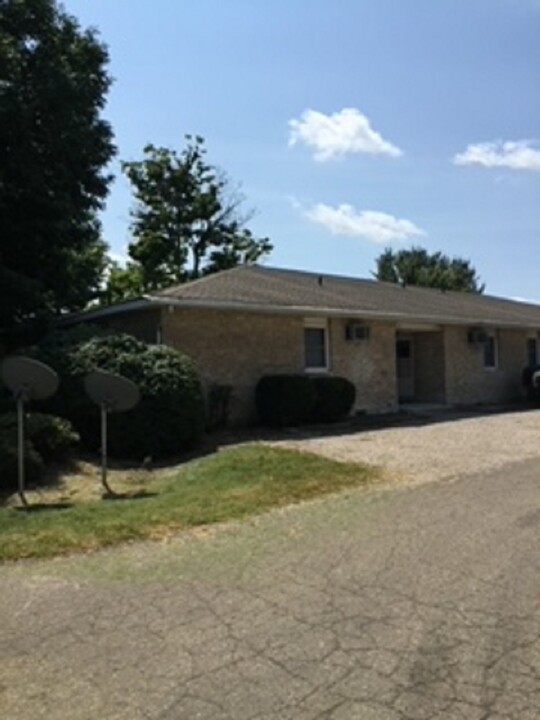 15 Arlington Ave, Unit 25-3 in Thornville, OH - Building Photo