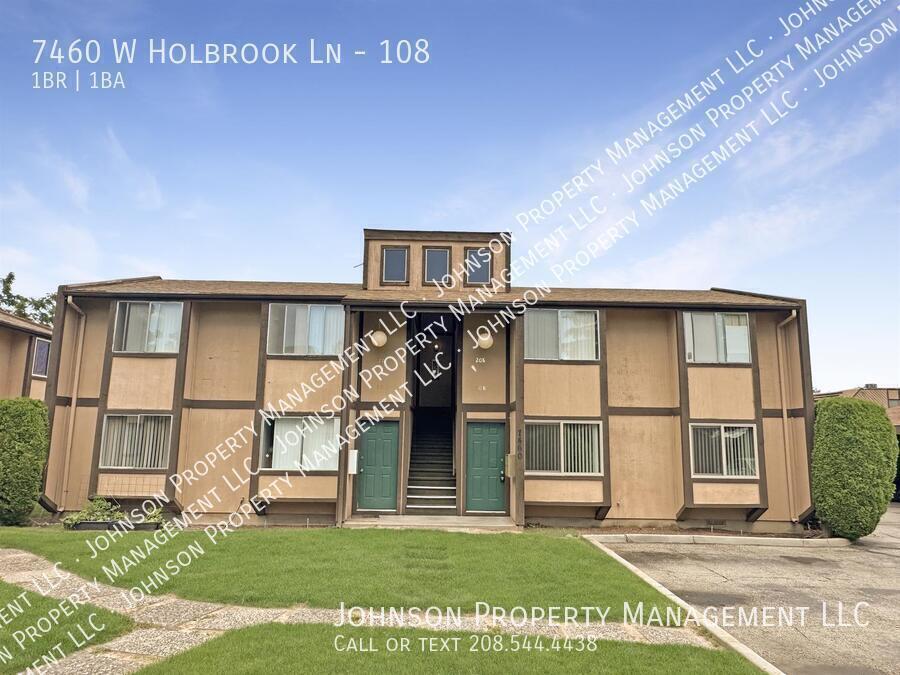 7460 W Holbrook Ln in Boise, ID - Building Photo
