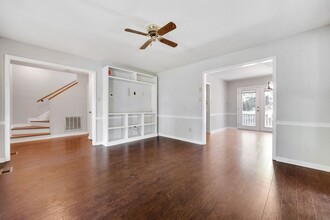 1005 Alexander Stewart Rd in Hillsborough, NC - Building Photo - Building Photo