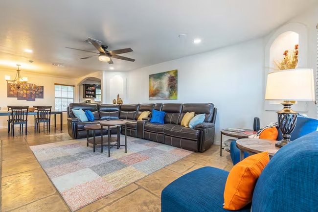 property at 515 W Crestline Dr