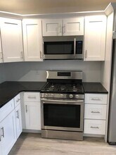 2217 Reed St in Philadelphia, PA - Building Photo - Building Photo