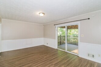 7006 Knollwood Dr in Morrow, GA - Building Photo - Building Photo