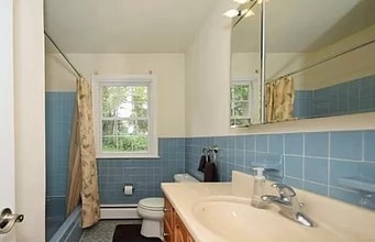 386 W Valley Forge Rd in King of Prussia, PA - Building Photo - Building Photo