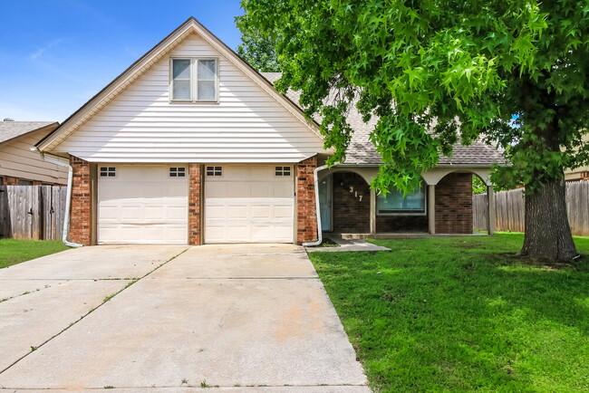 317 Chickasaw Ln