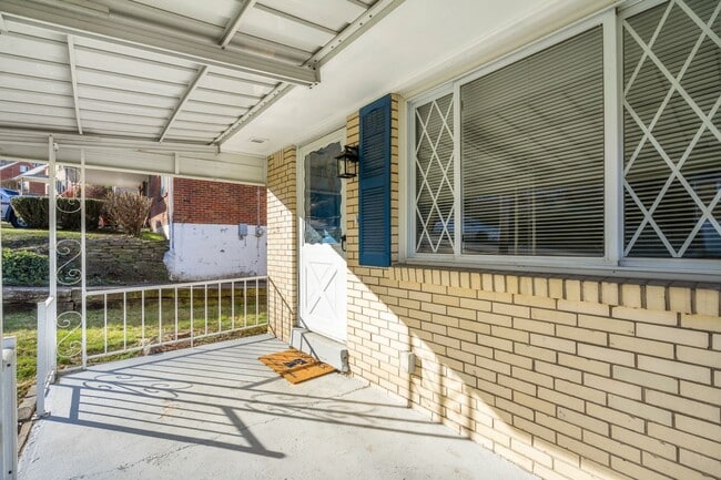 217 Key Dr in Pittsburgh, PA - Building Photo - Building Photo