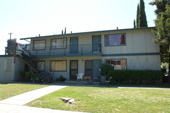 5708 Via Monte Dr in San Jose, CA - Building Photo - Building Photo