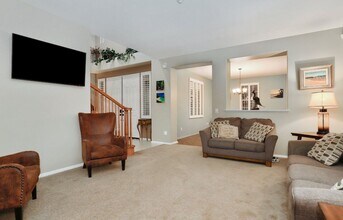 8006 Wood Rd in Riverside, CA - Building Photo - Building Photo