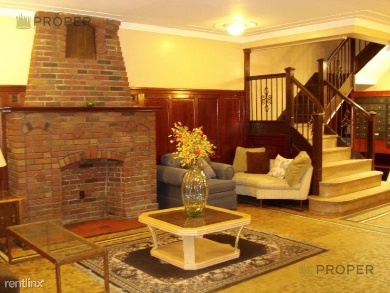 2045 Commonwealth Ave-Unit -Apt 42A in Boston, MA - Building Photo