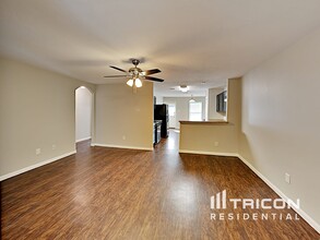 21427 Jamals Way in Houston, TX - Building Photo - Building Photo