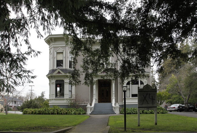 Holden Mansion in Napa, CA - Foto de edificio - Building Photo