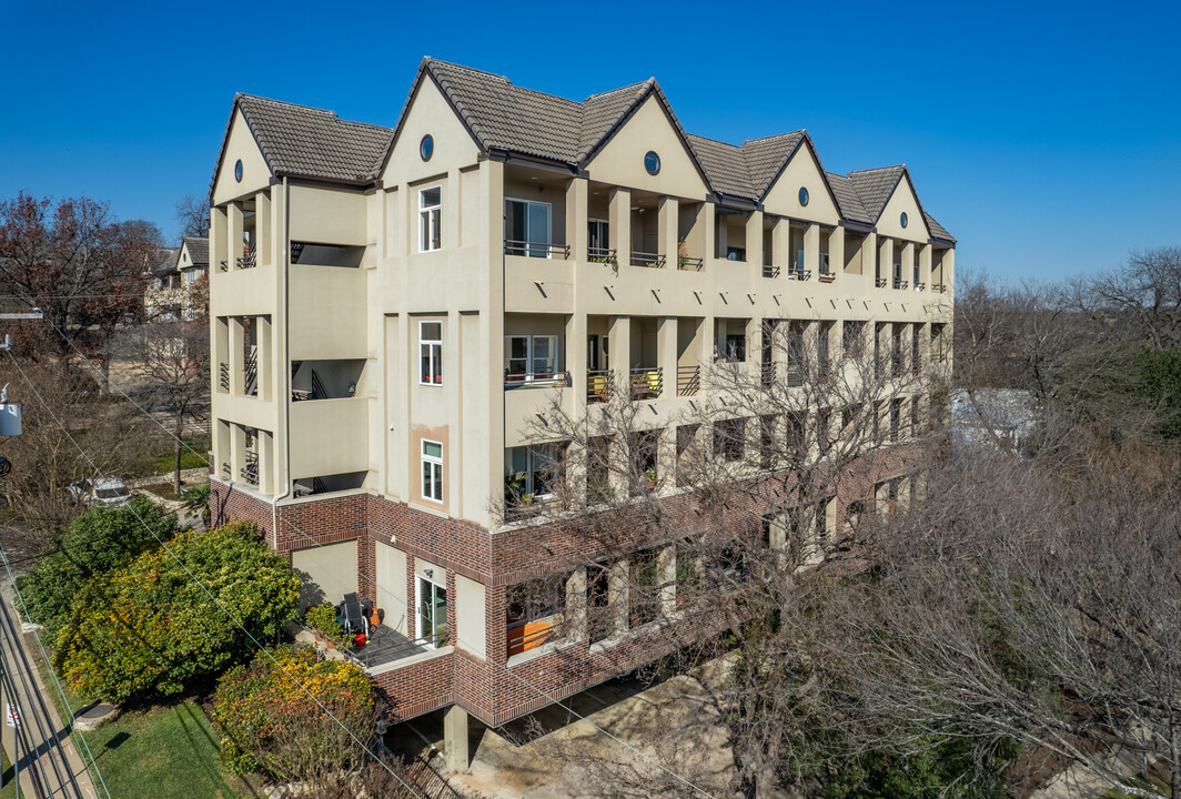 Remington Condos in Austin, TX - Building Photo