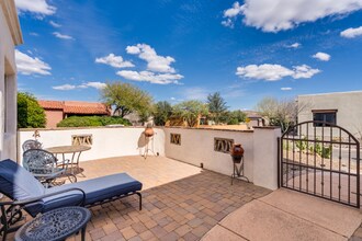 206 Circulo Veranera in Tubac, AZ - Foto de edificio - Building Photo