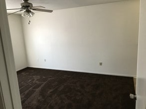 3213 Fortier St in Bakersfield, CA - Building Photo - Building Photo