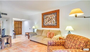 2485 South Calle del Dante in Green Valley, AZ - Building Photo - Building Photo