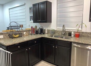 3392 W 90th Terrace in Hialeah, FL - Building Photo - Building Photo