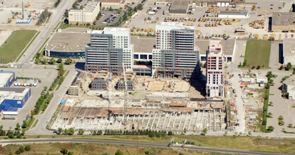 Mobilio Condos in Vaughan, ON - Building Photo - Building Photo