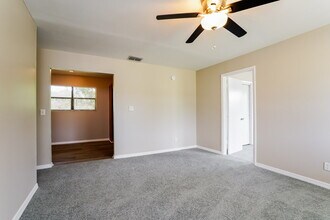 5218 6th St W in Lehigh Acres, FL - Building Photo - Building Photo