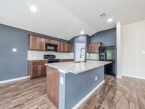 5704 Thunderbird St in Lago Vista, TX - Building Photo - Building Photo