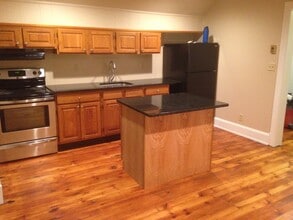 3233 Bingen Rd, Unit D in Bethlehem, PA - Foto de edificio - Building Photo