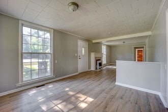 5210 S 24th St in Fort Smith, AR - Foto de edificio - Building Photo