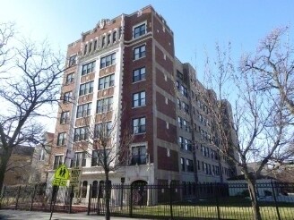 7456 S Shore Dr in Chicago, IL - Foto de edificio