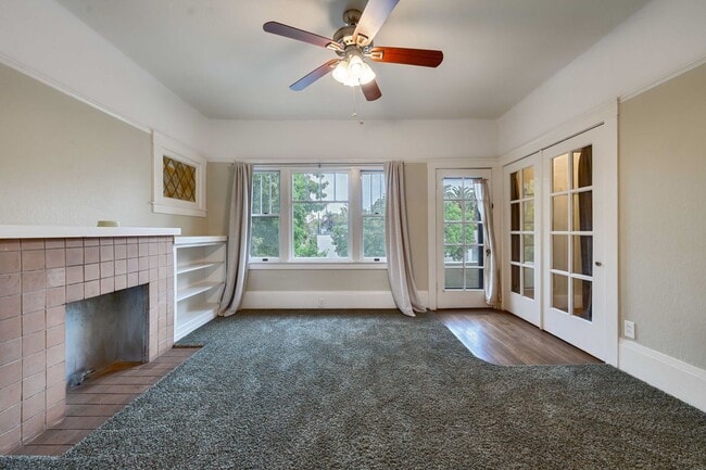 2726 T St in Sacramento, CA - Building Photo - Building Photo