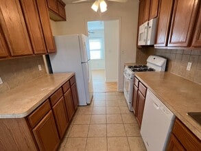 107 Tarpon Ave in Galveston, TX - Building Photo - Building Photo