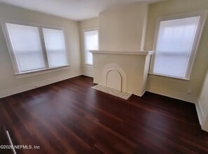 3577 Valencia Rd in Jacksonville, FL - Building Photo - Building Photo