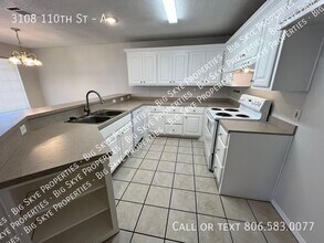 3108 110th St-Unit -A in Lubbock, TX - Building Photo - Building Photo