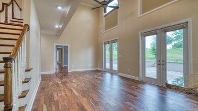 2213 Doral Dr in Jonesboro, AR - Building Photo - Building Photo