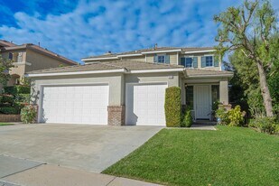 28847 Garnet Canyon Dr in Santa Clarita, CA - Building Photo