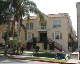 4156 Rosewood Ave Apartments