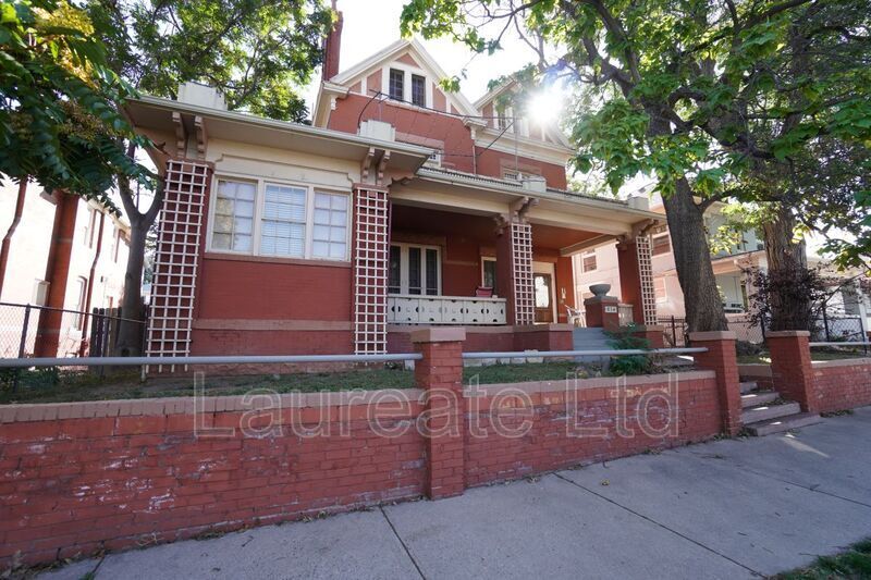 834 Clarkson St in Denver, CO - Building Photo