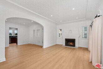 827 23rd St in Santa Monica, CA - Building Photo - Building Photo