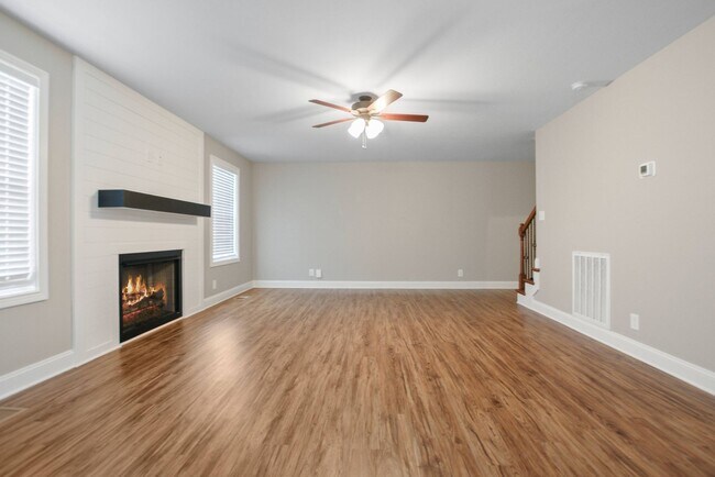 509 Burgess CT in Clarksville, TN - Foto de edificio - Building Photo