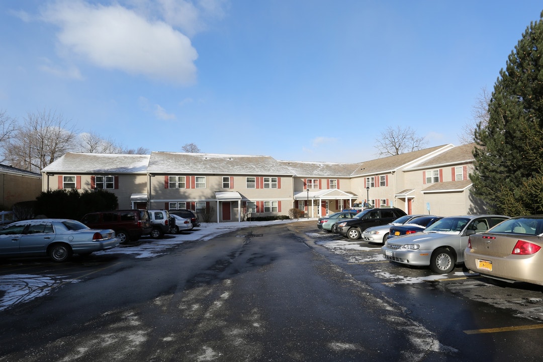 Park Place in Brockport, NY - Building Photo