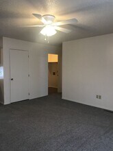 1500 W Rainey St-Unit -Unit A in Ozark, MO - Building Photo - Building Photo