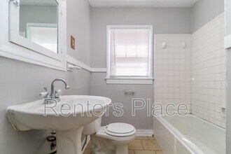 1247 S Quebec Ave in Tulsa, OK - Building Photo - Building Photo