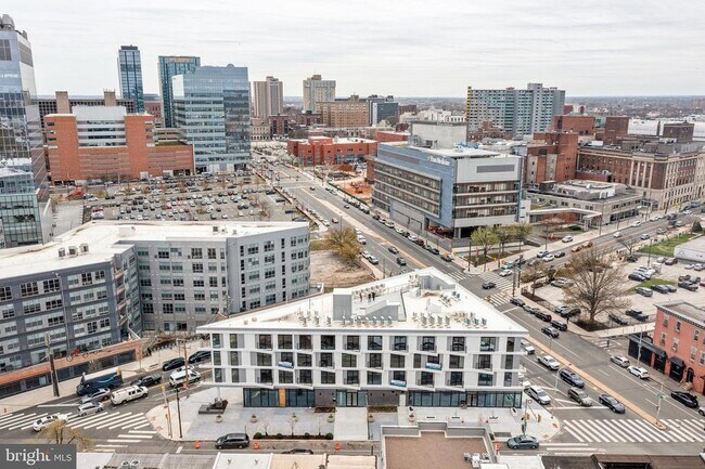 3748 Lancaster Ave in Philadelphia, PA - Building Photo - Building Photo