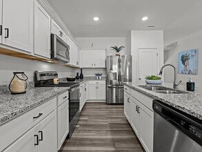 319 Spaight Acrs Wy in Wake Forest, NC - Building Photo - Building Photo