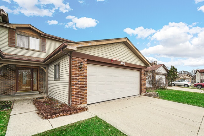 property at 446 Irvine Ct