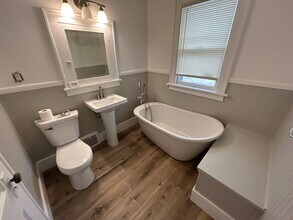 4562 Charles St in Omaha, NE - Building Photo - Building Photo