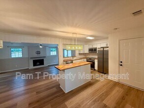 229 Chatham St in Savannah, GA - Building Photo - Building Photo
